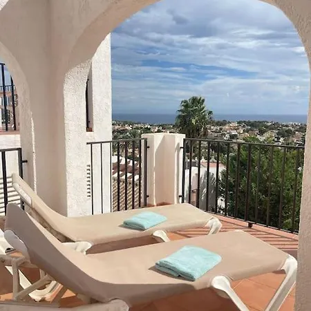 Imperial Park - Mit Panoramablick Und Schoener Terrasse كاليبي