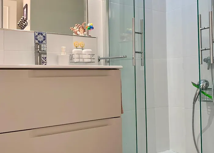 Imperial Park - Mit Panoramablick Und Schöner Terrasse *